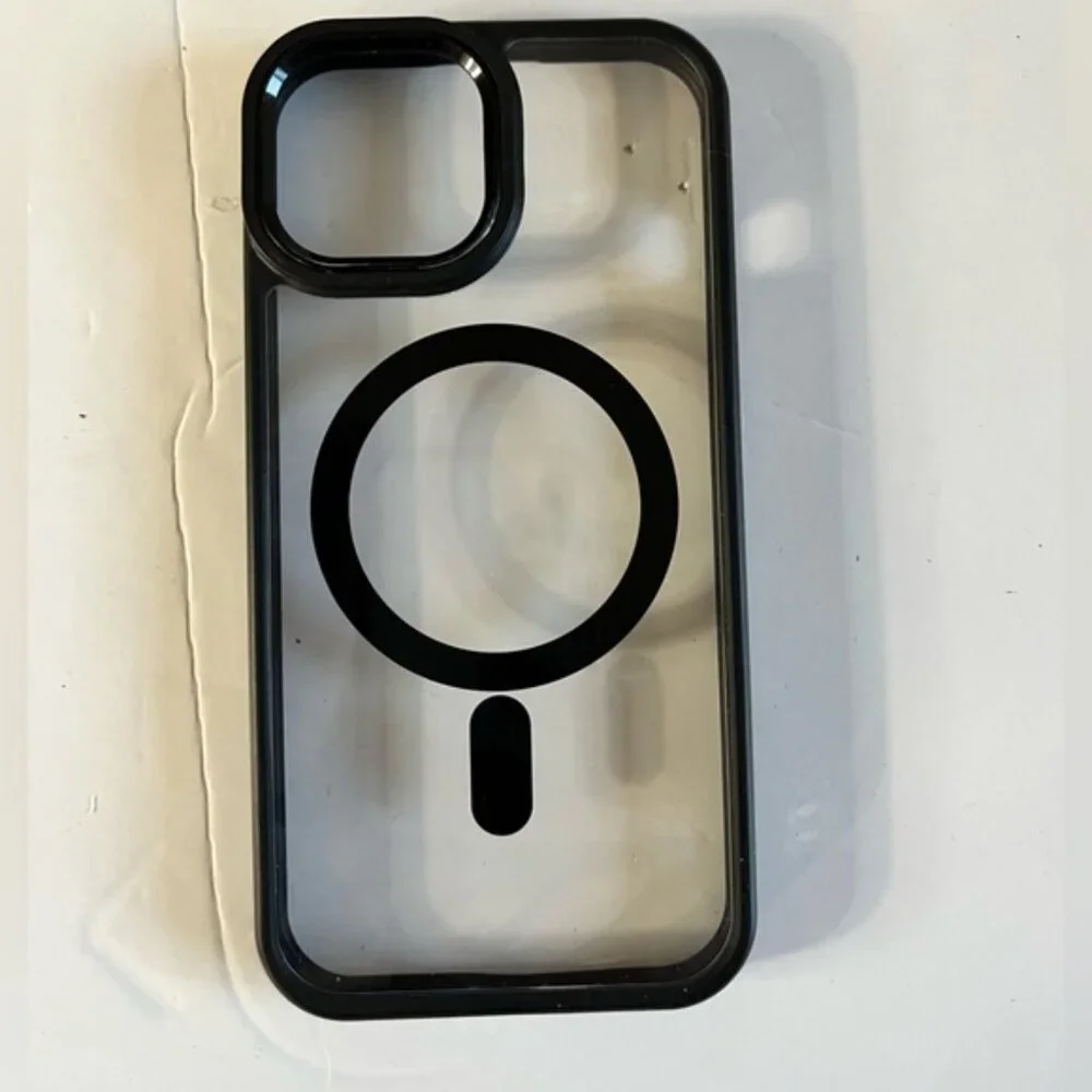 Set of 2 MagSafe iPhone 13 Cases – Clear & Black Trim - Picture 2 of 9